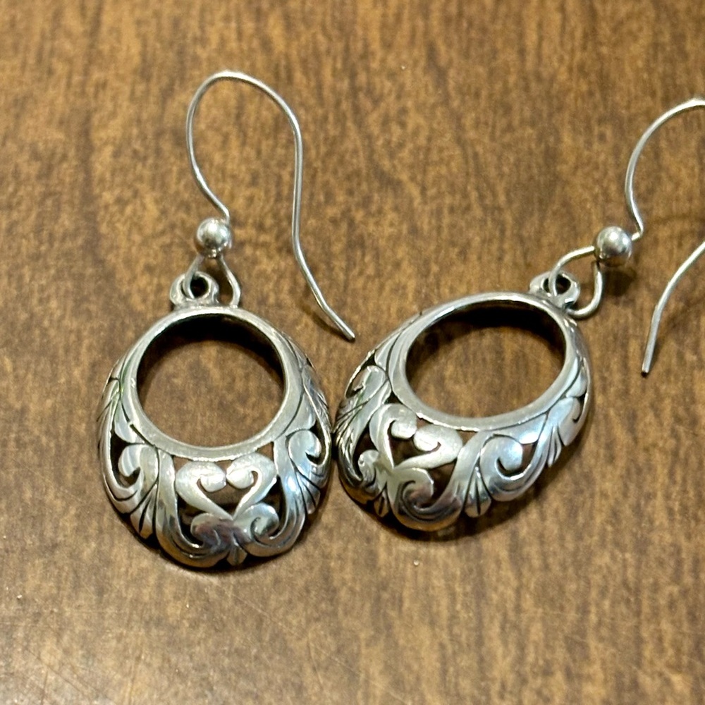 Vintage Sterling Silver Oval Filigree Earrings - Picture 3 of 14